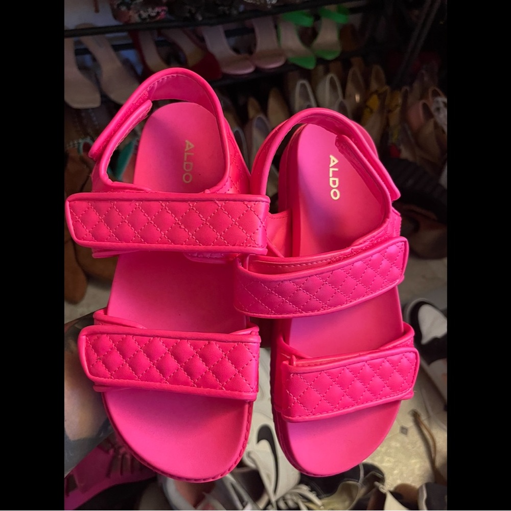 New Aldo sandals